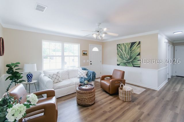 1504 Quarter Horse Rd, Beaufort, SC 29906