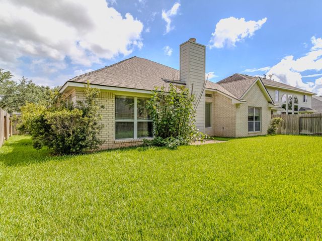 9014 Carriage Point Drive, Sugar Land, TX 77479