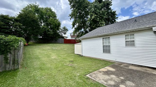 1912 Gulf Breeze Pl, Madison, TN 37115