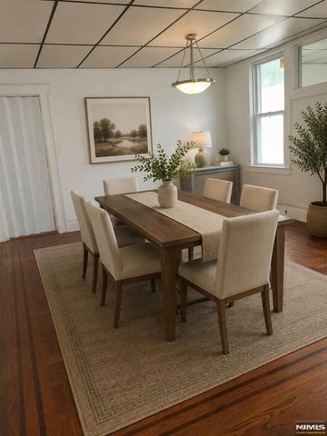 19 Bayview 2, Newark, NJ 07112
