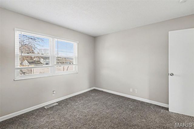 11983 Holly Brook Drive, Maryland Heights, MO 63043