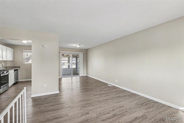 11983 Holly Brook Drive, Maryland Heights, MO 63043