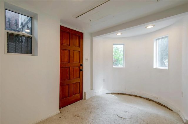 8527 Wonderland Avenue, Los Angeles, CA 90046