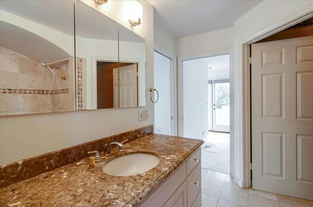 8527 Wonderland Avenue, Los Angeles, CA 90046