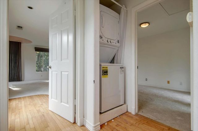 8527 Wonderland Avenue, Los Angeles, CA 90046