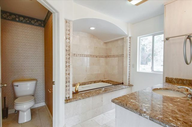 8527 Wonderland Avenue, Los Angeles, CA 90046