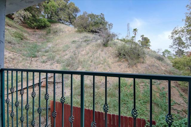 8527 Wonderland Avenue, Los Angeles, CA 90046