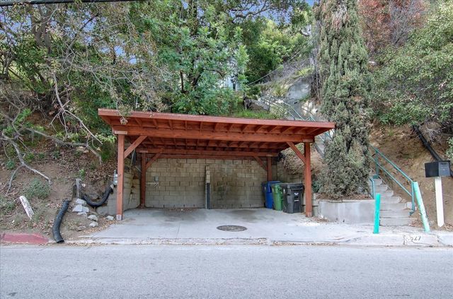 8527 Wonderland Avenue, Los Angeles, CA 90046