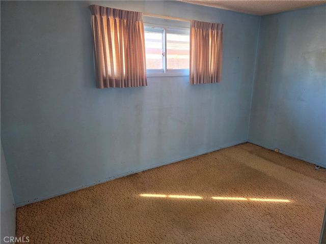 5901 Paramount Drive, Jurupa Valley, CA 92509