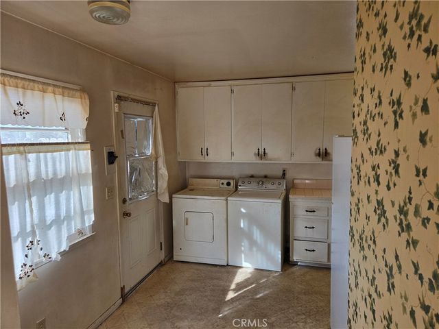 5901 Paramount Drive, Jurupa Valley, CA 92509
