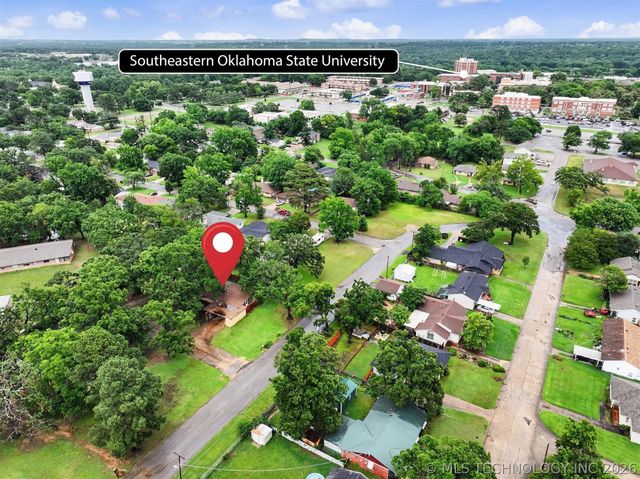 1010 Waco Street, Durant, OK 74701