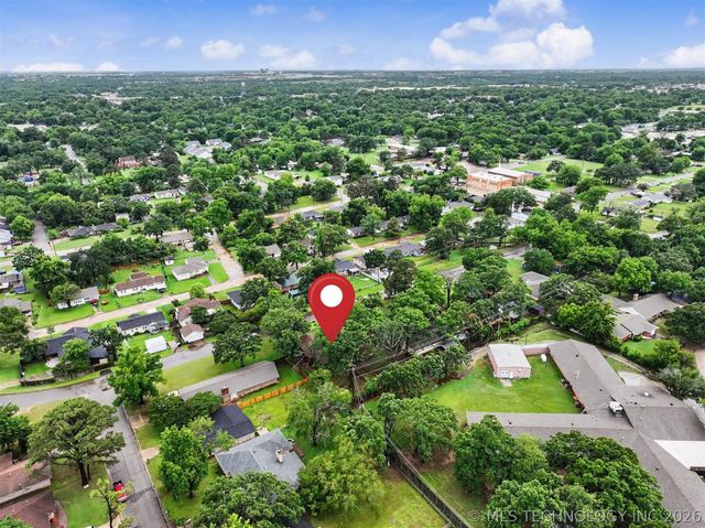 1010 Waco Street, Durant, OK 74701