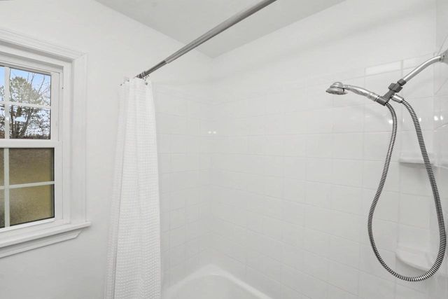 330 Kossow ROAD, Waukesha, WI 53186