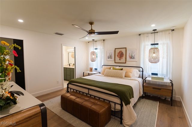 1325 Canterbury DR, Fort Myers, FL 33901