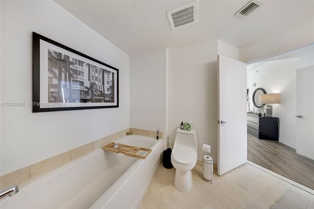 1111 SW 1st Ave 2719-N, Miami, FL 33130