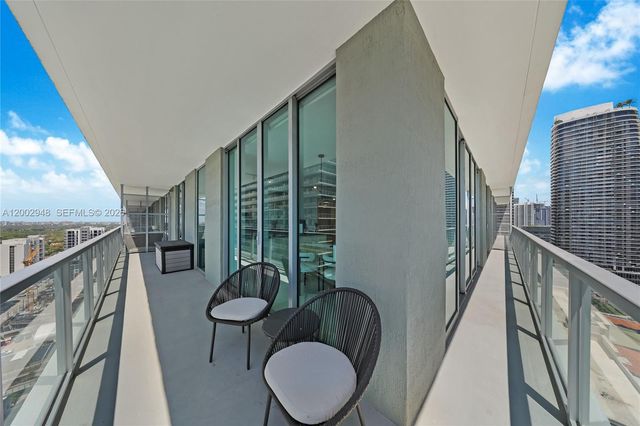 1111 SW 1st Ave 2719-N, Miami, FL 33130