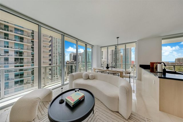 1111 SW 1st Ave 2719-N, Miami, FL 33130