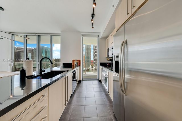 1111 SW 1st Ave 2719-N, Miami, FL 33130