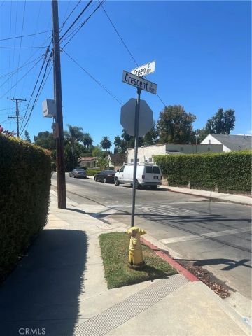 1248 Crescent Drive, Glendale, CA 91205