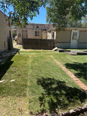 1248 Crescent Drive, Glendale, CA 91205