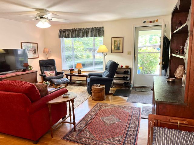136 Morningside Commons, Brattleboro, VT 05301