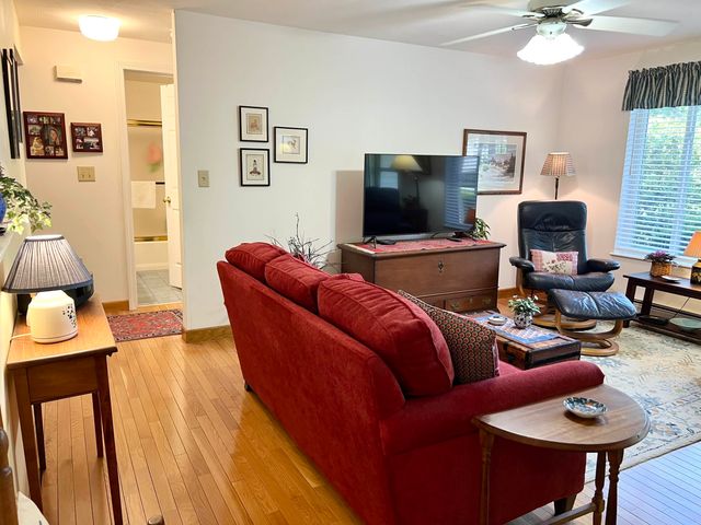 136 Morningside Commons, Brattleboro, VT 05301