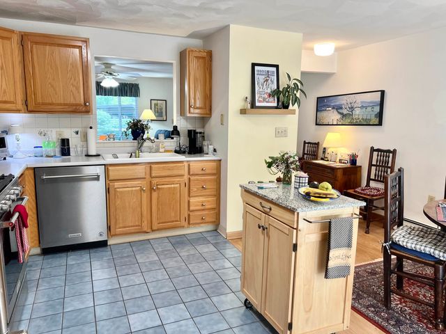 136 Morningside Commons, Brattleboro, VT 05301