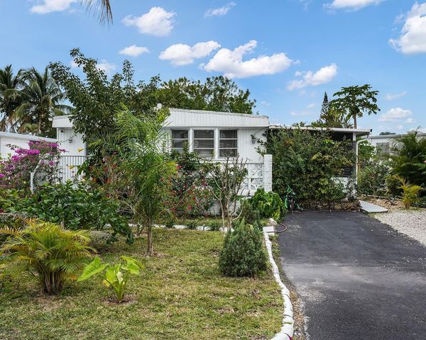 3150 Royal Palm Court, Dania Beach, FL 33312