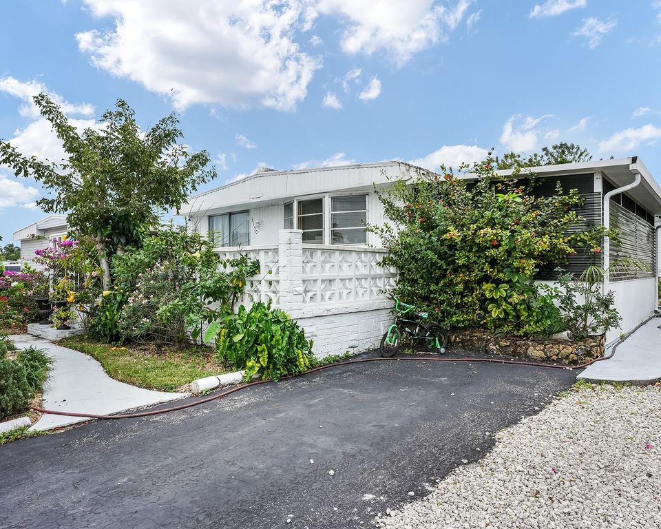 3150 Royal Palm Court, Dania Beach, FL 33312