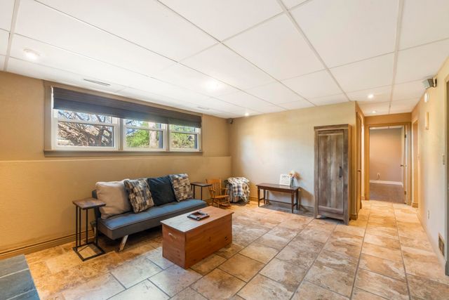 4224 Cherrywood Drive, Cedar Falls, IA 50613