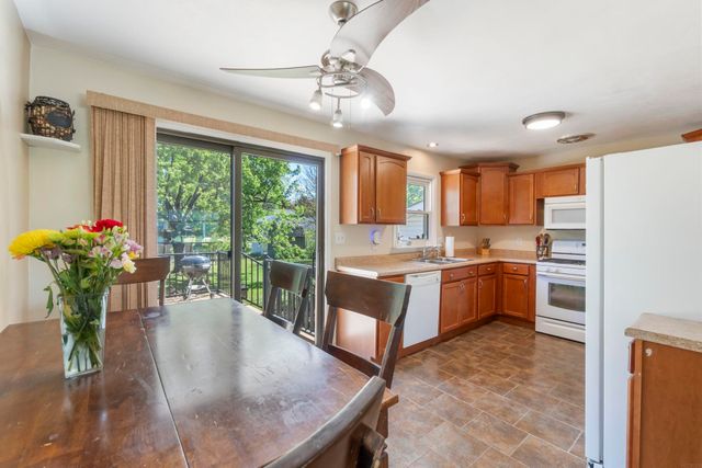 4224 Cherrywood Drive, Cedar Falls, IA 50613