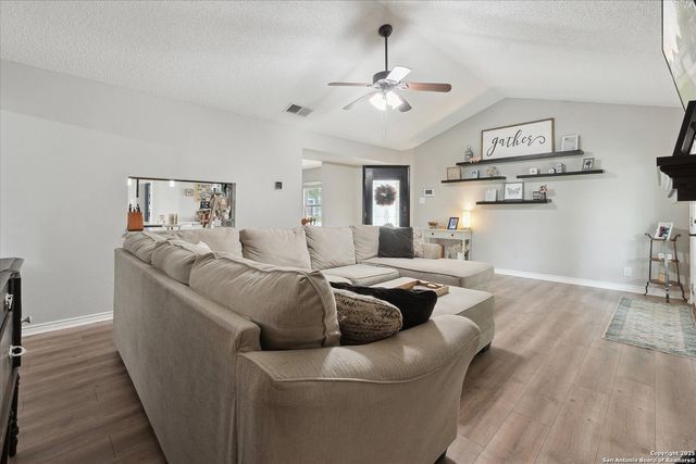 6927 Country Rose, San Antonio, TX 78240