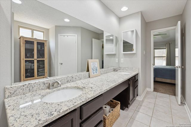 6927 Country Rose, San Antonio, TX 78240