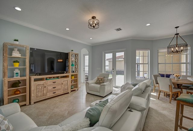 8980 Lakeview Place, Parkland, FL 33076