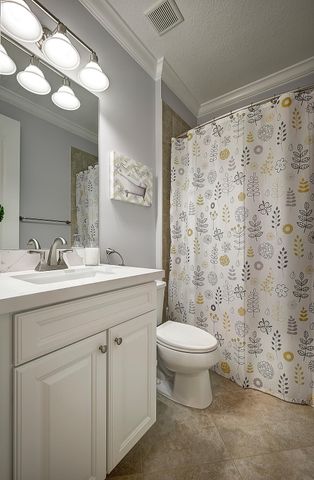 8980 Lakeview Place, Parkland, FL 33076