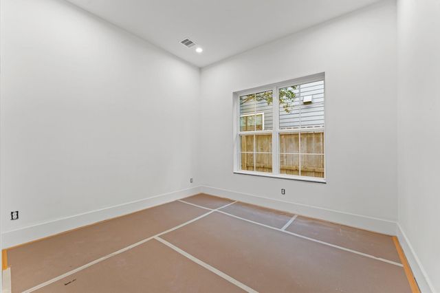 815 Lawrence Street, Houston, TX 77007