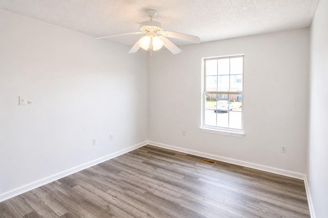 501 EMILY LN, Winchester, VA 22602