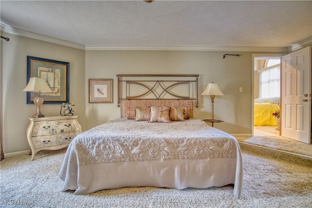 7017 Kirk Road, Canfield, OH 44406