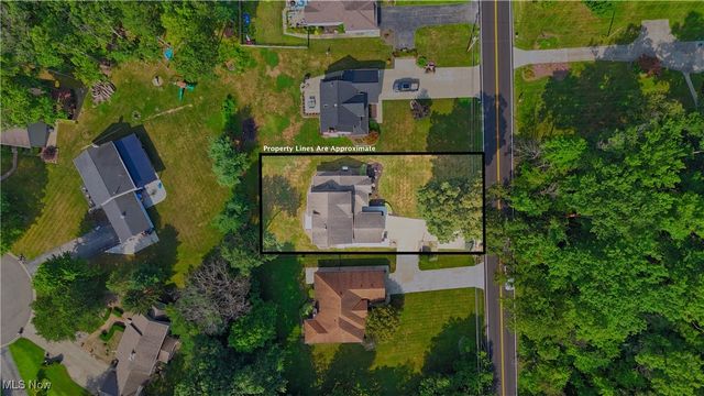 7017 Kirk Road, Canfield, OH 44406