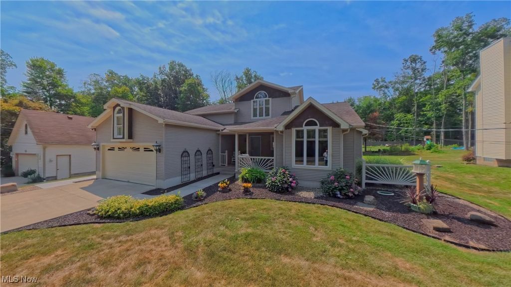 7017 Kirk Road, Canfield, OH 44406