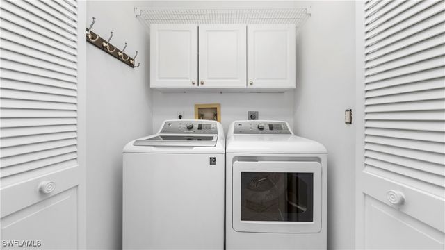 252 Via Perignon 10-3, Naples, FL 34119