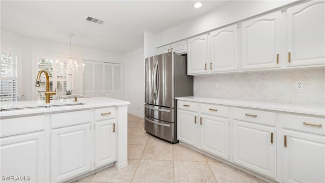 252 Via Perignon 10-3, Naples, FL 34119
