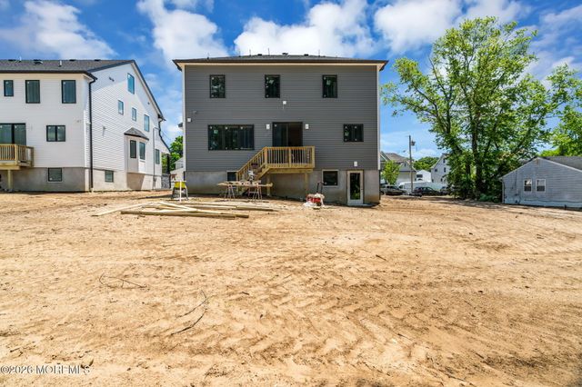 23 Wicker Place, Morganville, NJ 07751
