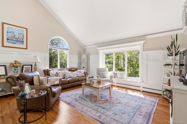 4 Jefferson Landing Circle, Port Jefferson, NY 11777