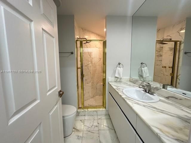 3900 Island Blvd B-303, Aventura, FL 33160