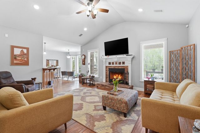 216 Carroll Road, Conway, AR 72032