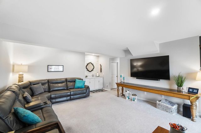 444 Aintree Drive, Walton, KY 41094