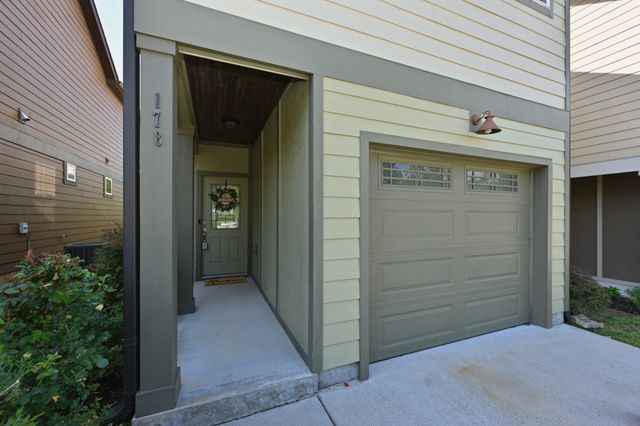 178 Shiaway Ct, Nashville, TN 37217