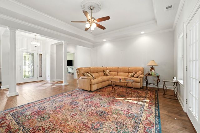1071 Forest Dr., Conway, SC 29526