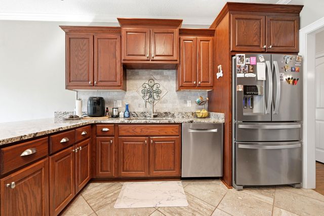 1071 Forest Dr., Conway, SC 29526